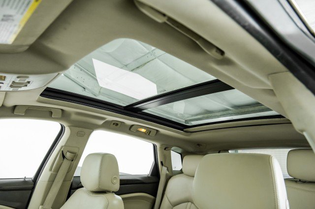 Used 2010 Cadillac SRX Luxury image 22