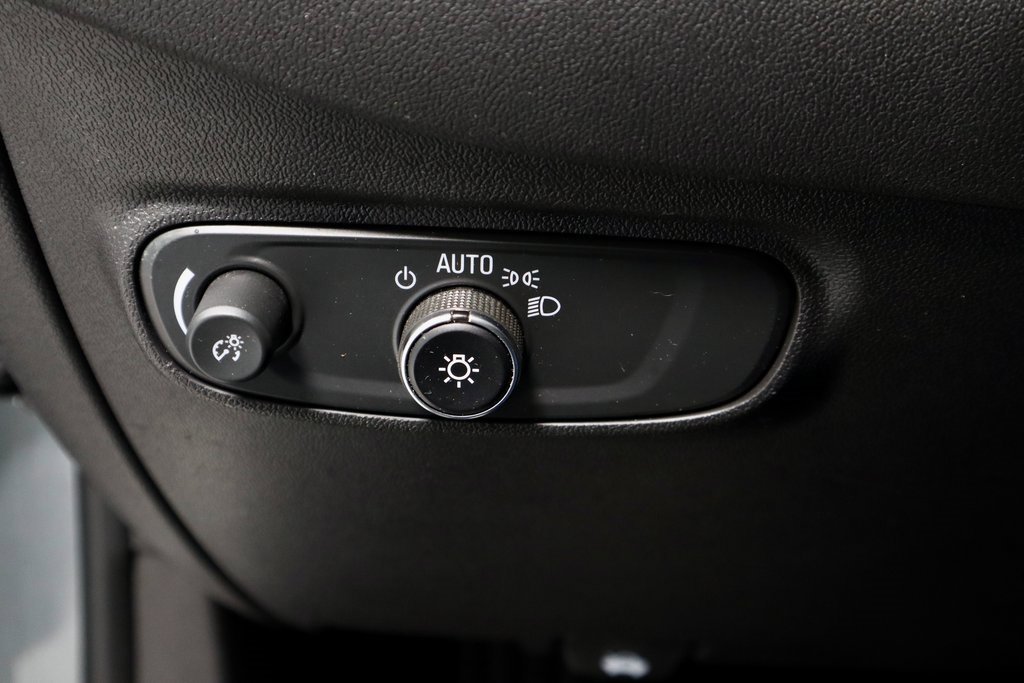 Used 2024 Chevrolet Equinox LT w/ LPO, Floor Liner Package image 27