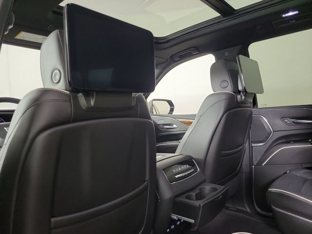 Used 2021 Cadillac Escalade ESV Premium Luxury w/ Performance Package RWD image 14