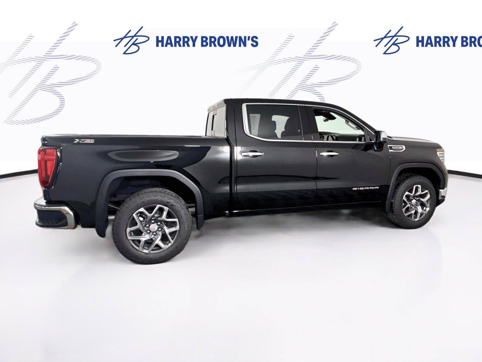 New 2026 GMC Sierra 1500 SLT AWD/4WD image 34