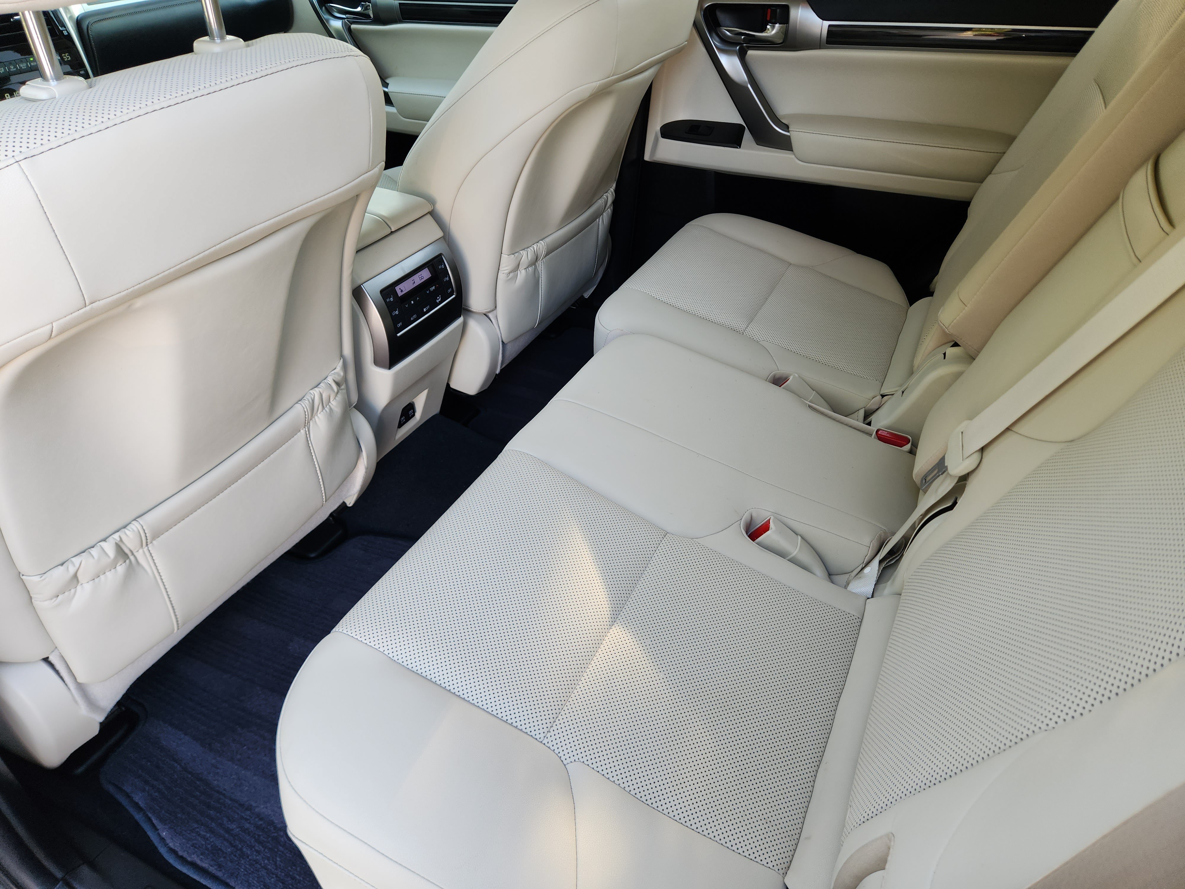 Used 2023 Lexus GX 460 Premium w/ Premium Package AWD/4WD image 29