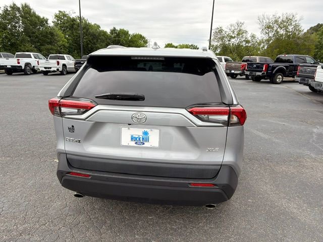 Used 2023 Toyota RAV4 XLE Premium FWD image 13