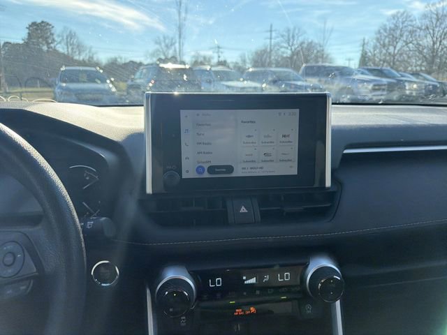 Used 2024 Toyota RAV4 XLE image 12