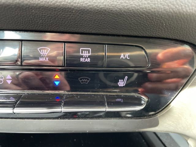 Used 2023 Buick Envision Essence image 37