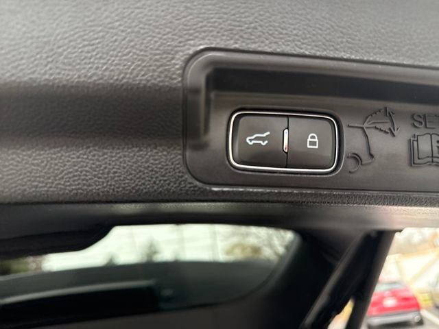 Used 2020 Ford Explorer ST w/ Premium Technology Package image 48