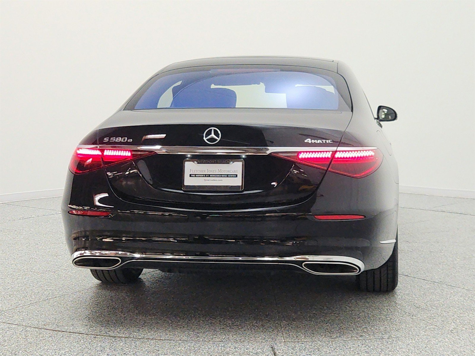 Used 2023 Mercedes-Benz S 580e 4MATIC Sedan image 6