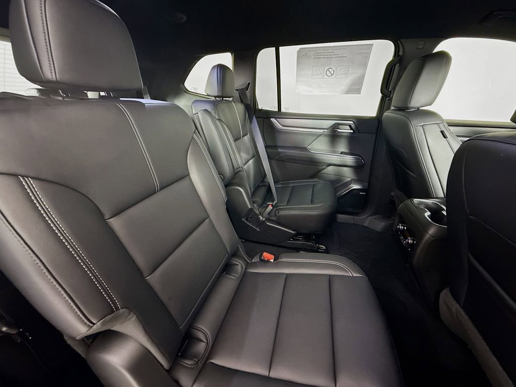 New 2026 GMC Acadia Elevation w/ Black Edition AWD/4WD image 33