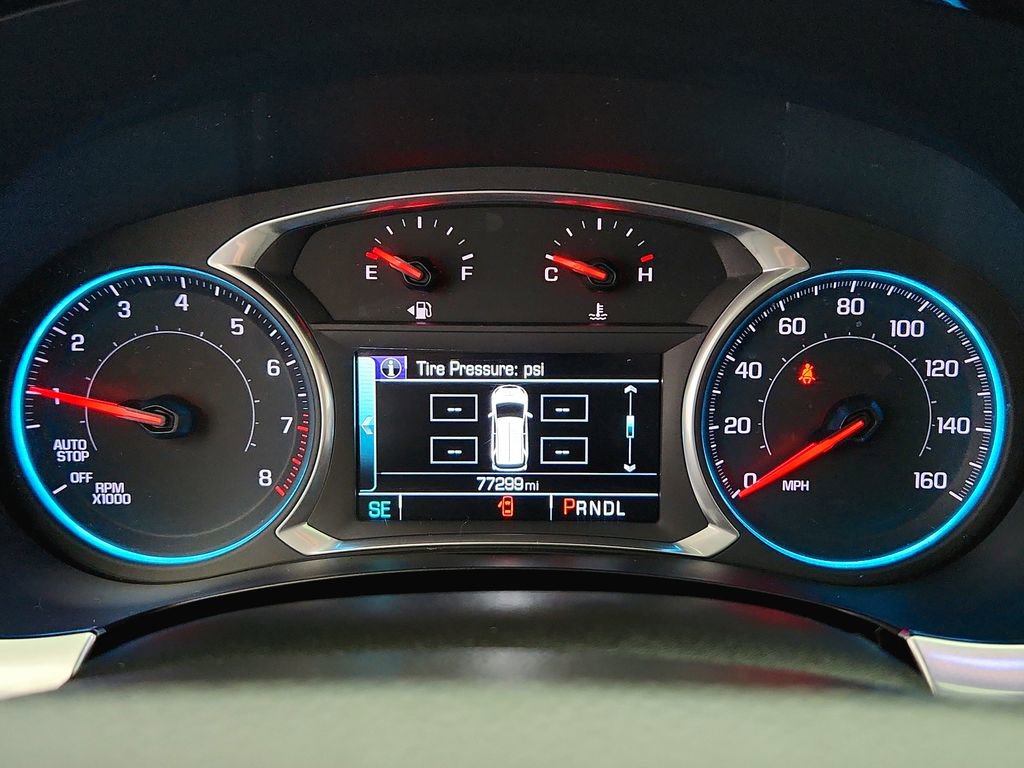 Used 2019 Chevrolet Traverse LT w/ LT Premium Package AWD/4WD image 14