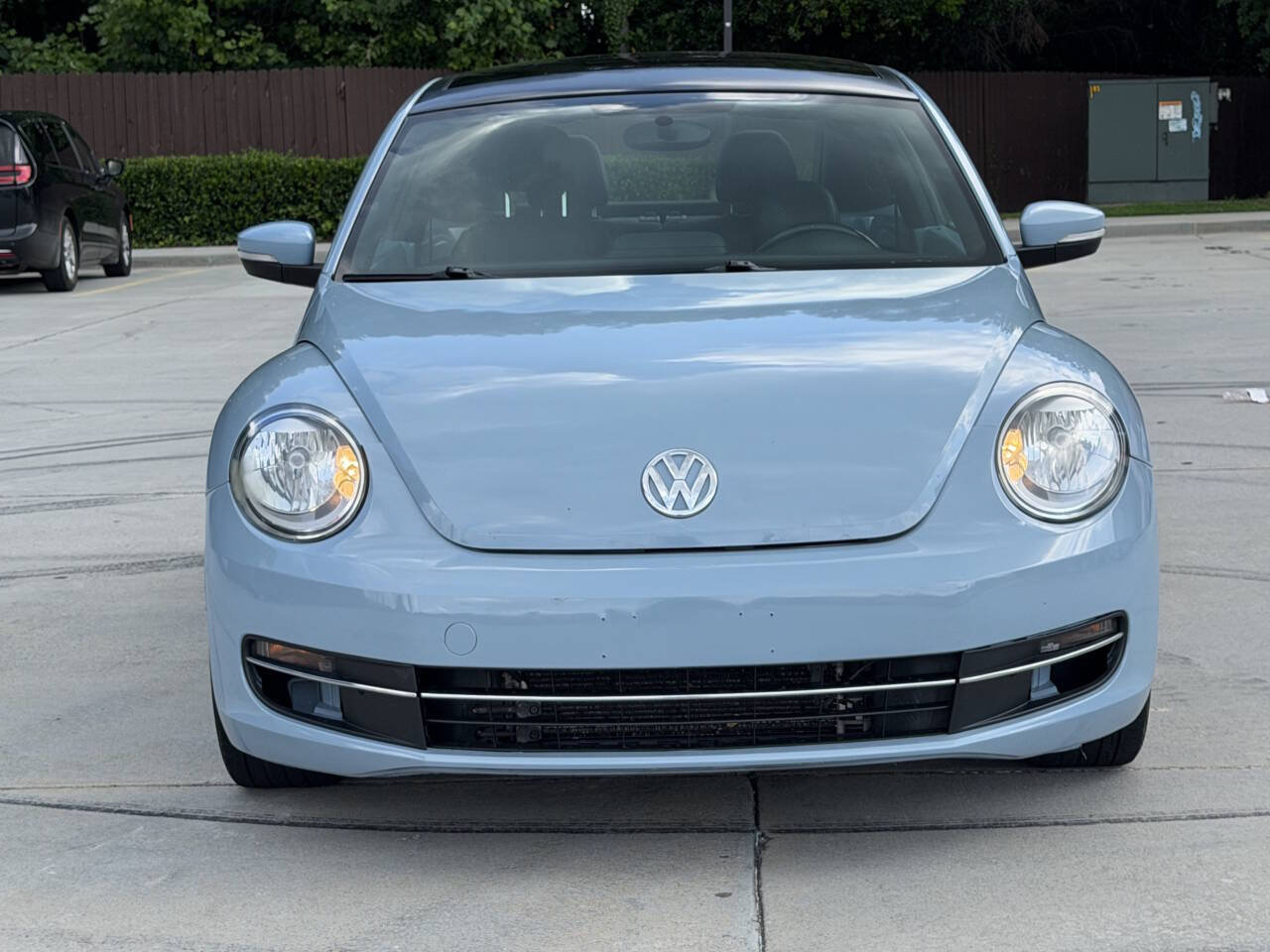 Used 2013 Volkswagen Beetle TDI FWD image 2