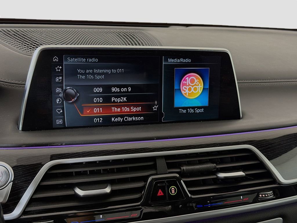 Used 2017 BMW 750i xDrive image 16