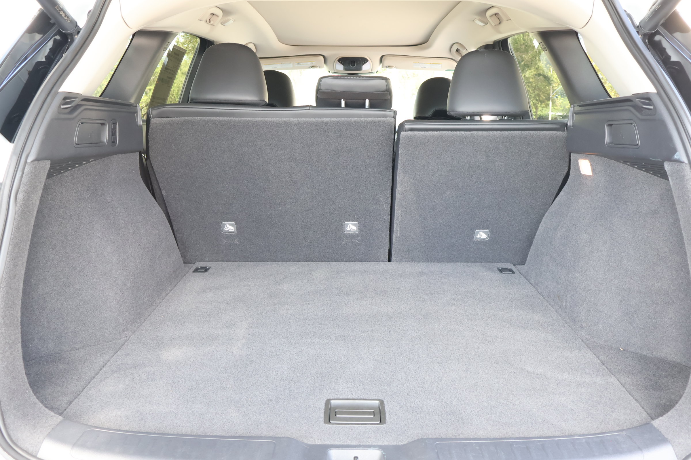 Certified 2023 INFINITI QX50 Luxe FWD image 22
