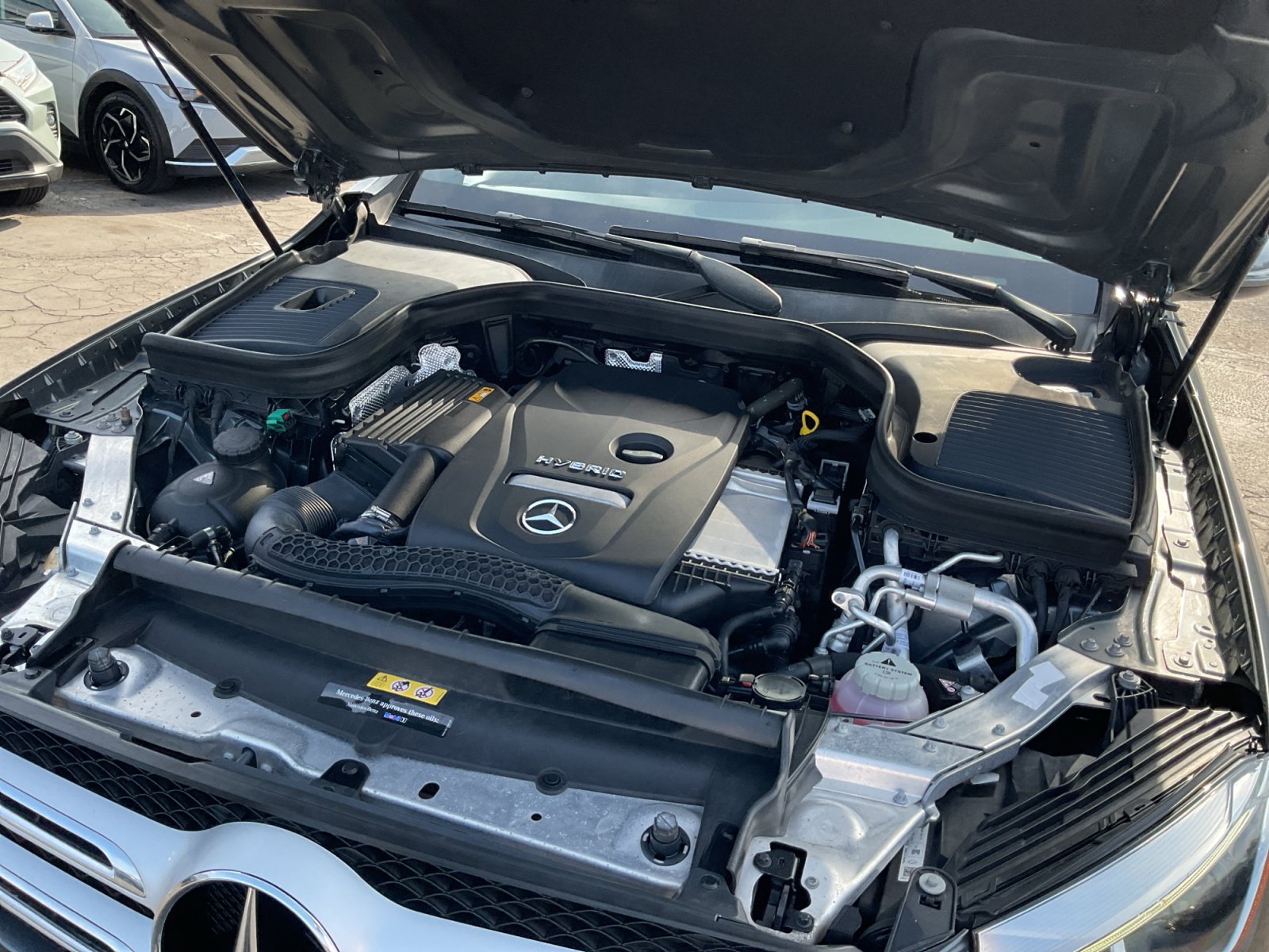Used 2019 Mercedes-Benz GLC 350e 4MATIC image 23