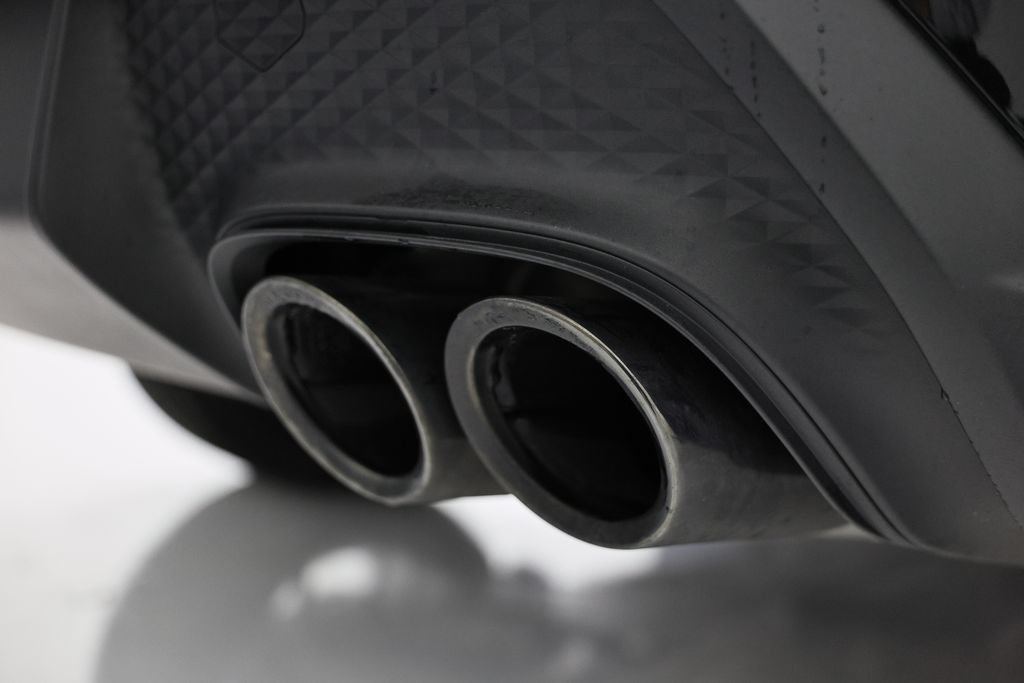 Certified 2026 Porsche Macan AWD/4WD image 16