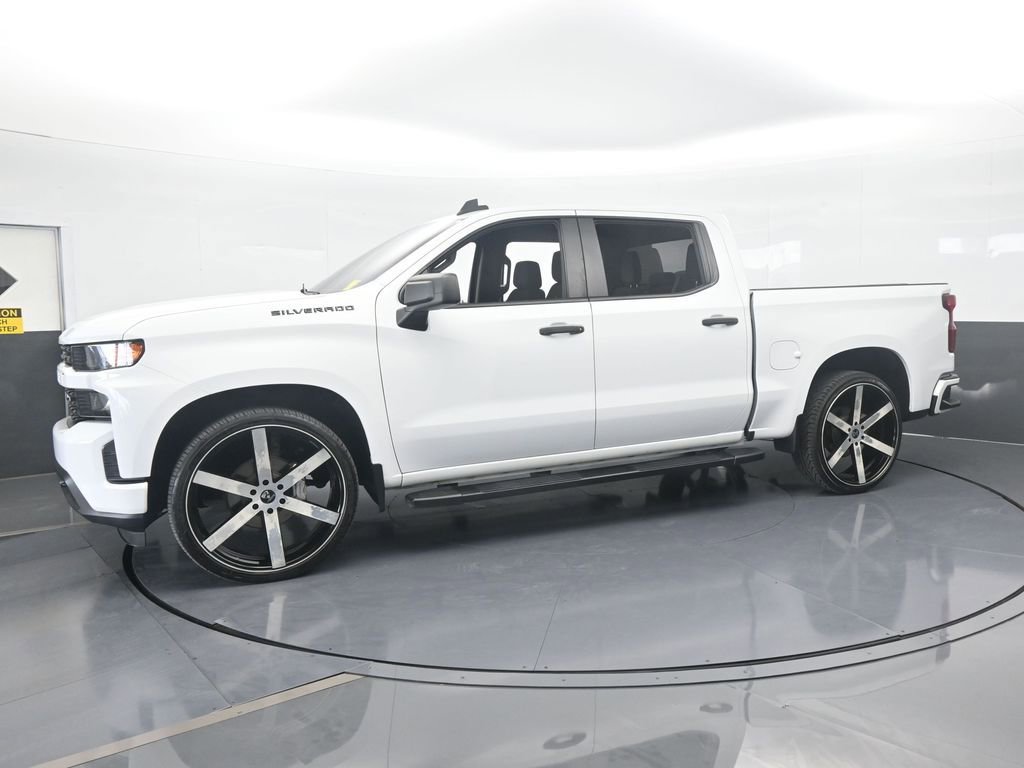 Used 2022 Chevrolet Silverado 1500 Custom w/ Safety Confidence Package image 2