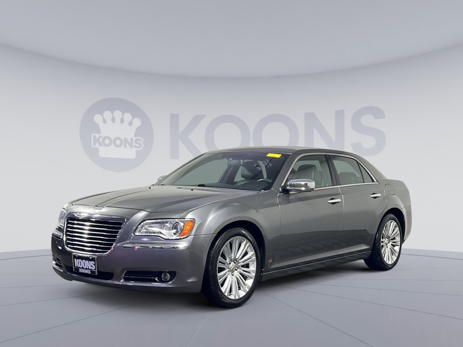 Used 2012 Chrysler 300 Limited image 1