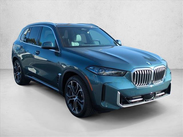 New 2026 BMW X5 xDrive50e w/ Premium Package AWD/4WD image 7