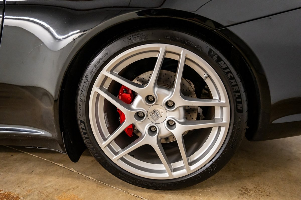 Used 2009 Porsche 911 Carrera S RWD image 11