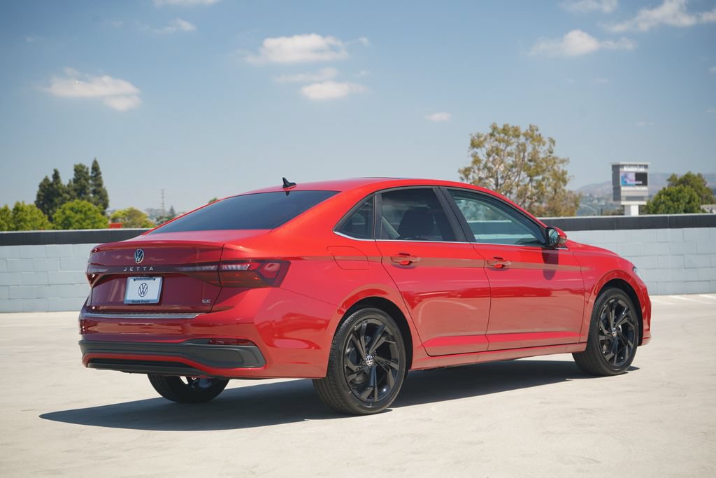 New 2026 Volkswagen Jetta SE FWD image 4