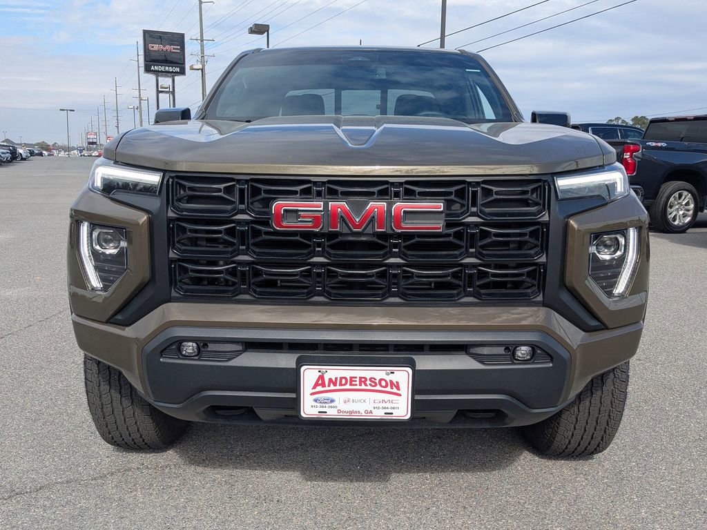 Used 2025 GMC Canyon Elevation w/ Convenience Package image 9