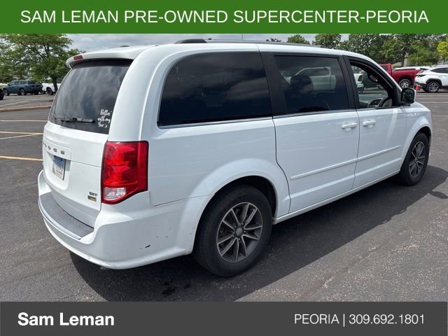 Used 2017 Dodge Grand Caravan SXT w/ Driver Convenience Group FWD image 6