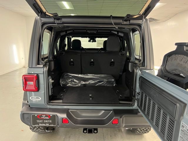 New 2025 Jeep Wrangler Willys image 8