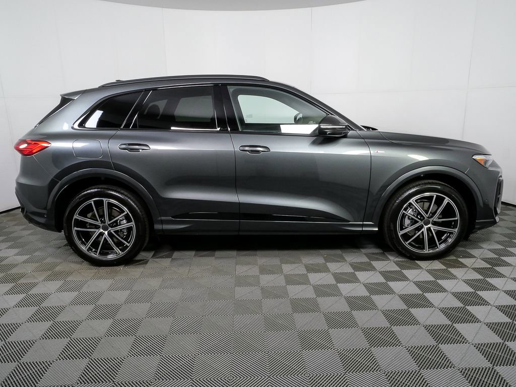 New 2026 Audi Q5 Prestige image 2