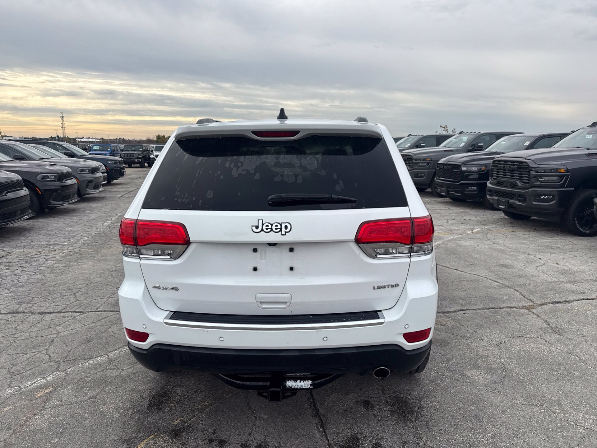 Used 2019 Jeep Grand Cherokee Limited w/ Luxury Group II AWD/4WD image 7