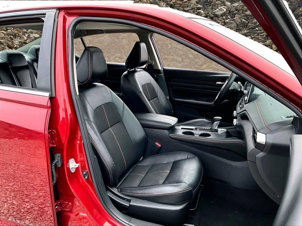 Used 2022 Nissan Altima 2.0 SR image 7