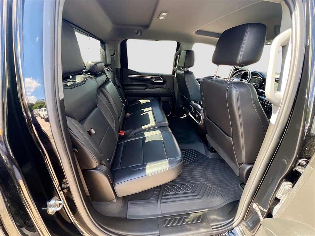 Used 2024 Chevrolet Silverado 1500 LTZ image 28