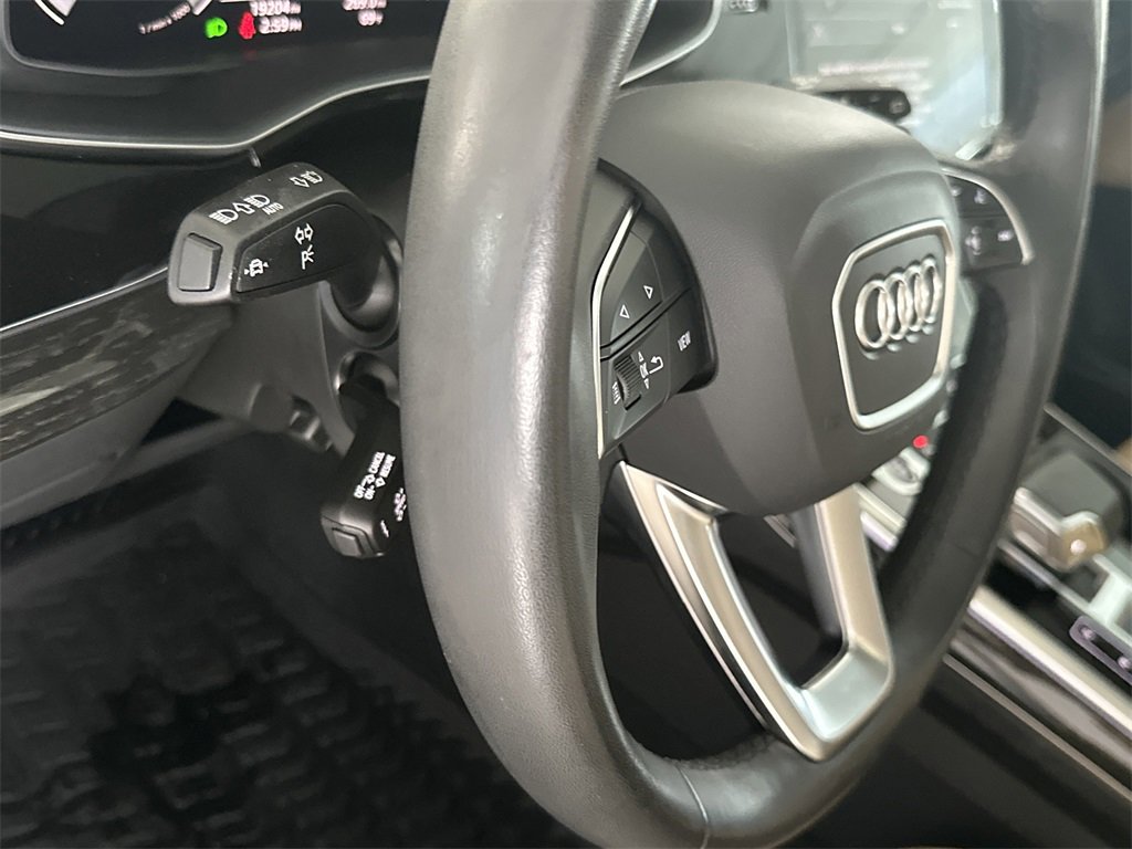 Used 2023 Audi Q7 2.0T Premium w/ Convenience Package image 19