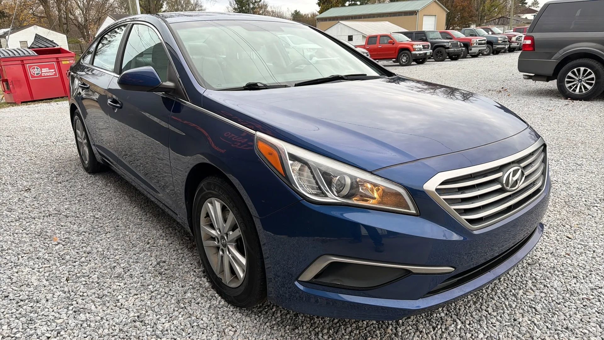 Used 2017 Hyundai Sonata SE w/ Cargo Package image 3