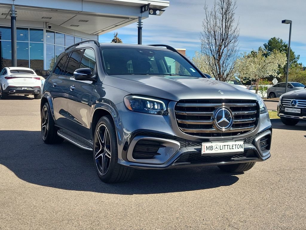 Used 2024 Mercedes-Benz GLS 450 4MATIC image 3