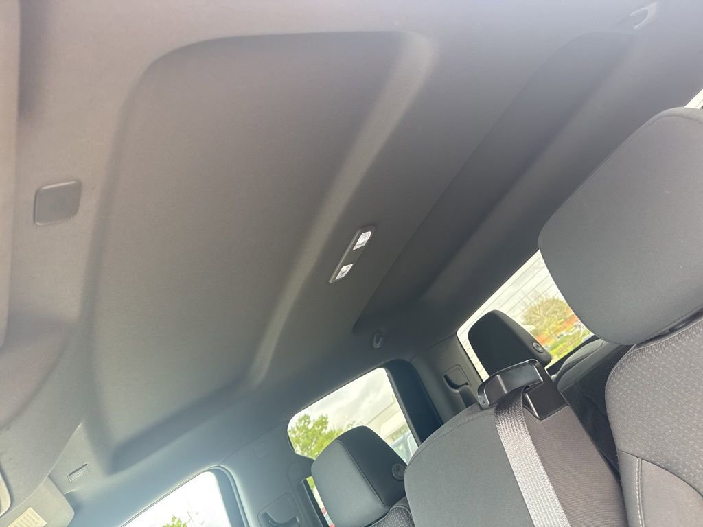 Used 2020 Chevrolet Silverado 1500 Custom w/ Custom Value Package image 13