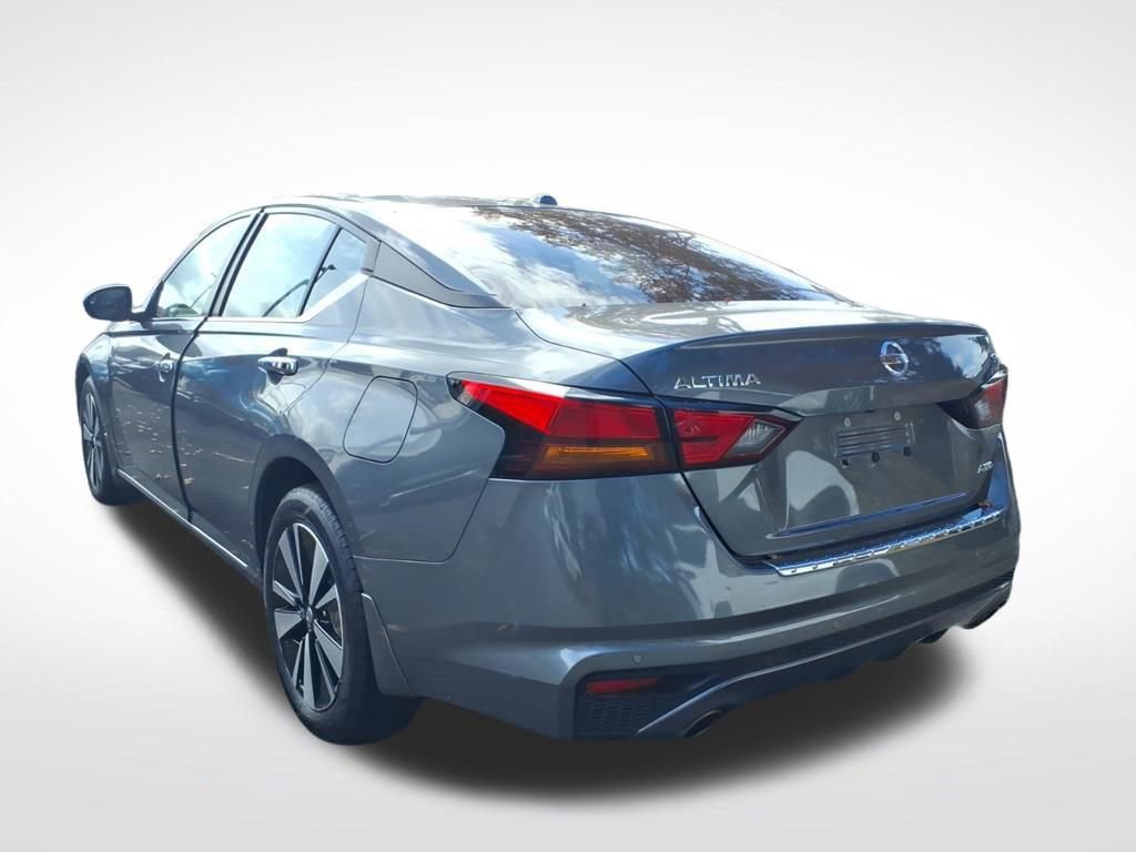 Used 2021 Nissan Altima 2.5 SV w/ SV Premium Package image 4
