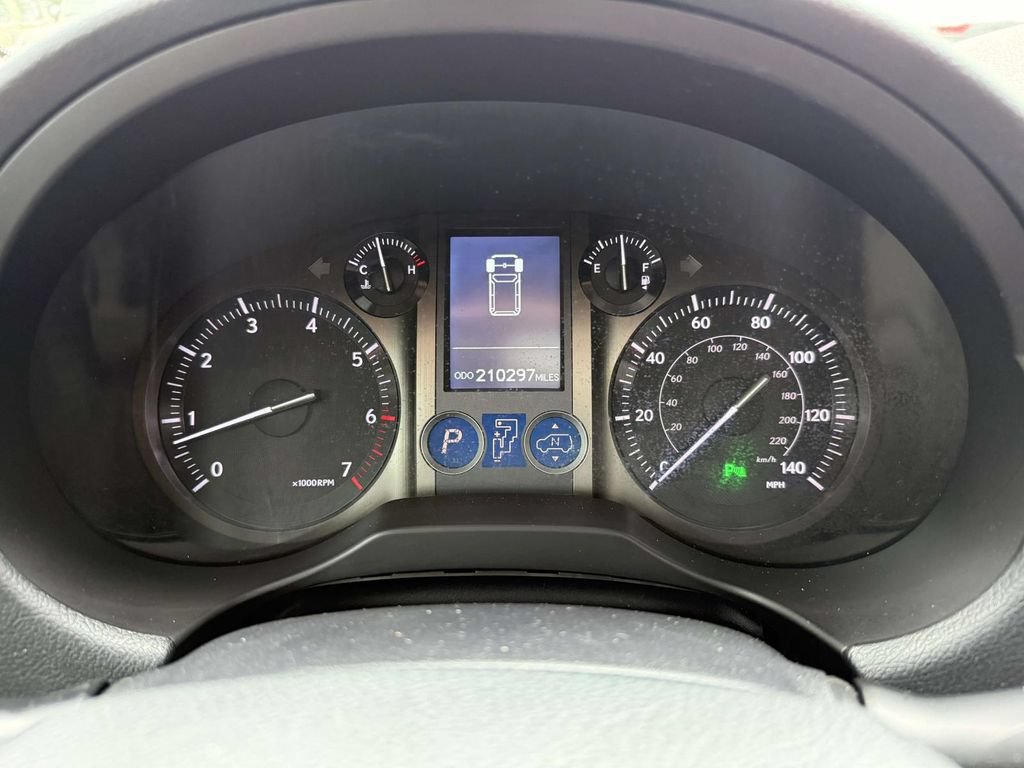 Used 2011 Lexus GX 460 Premium AWD/4WD image 25