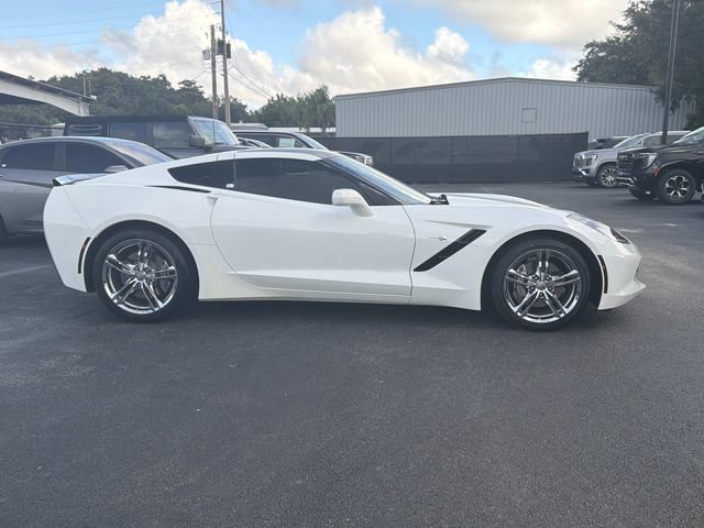 Used 2017 Chevrolet Corvette Stingray Coupe w/ 1LT RWD image 2