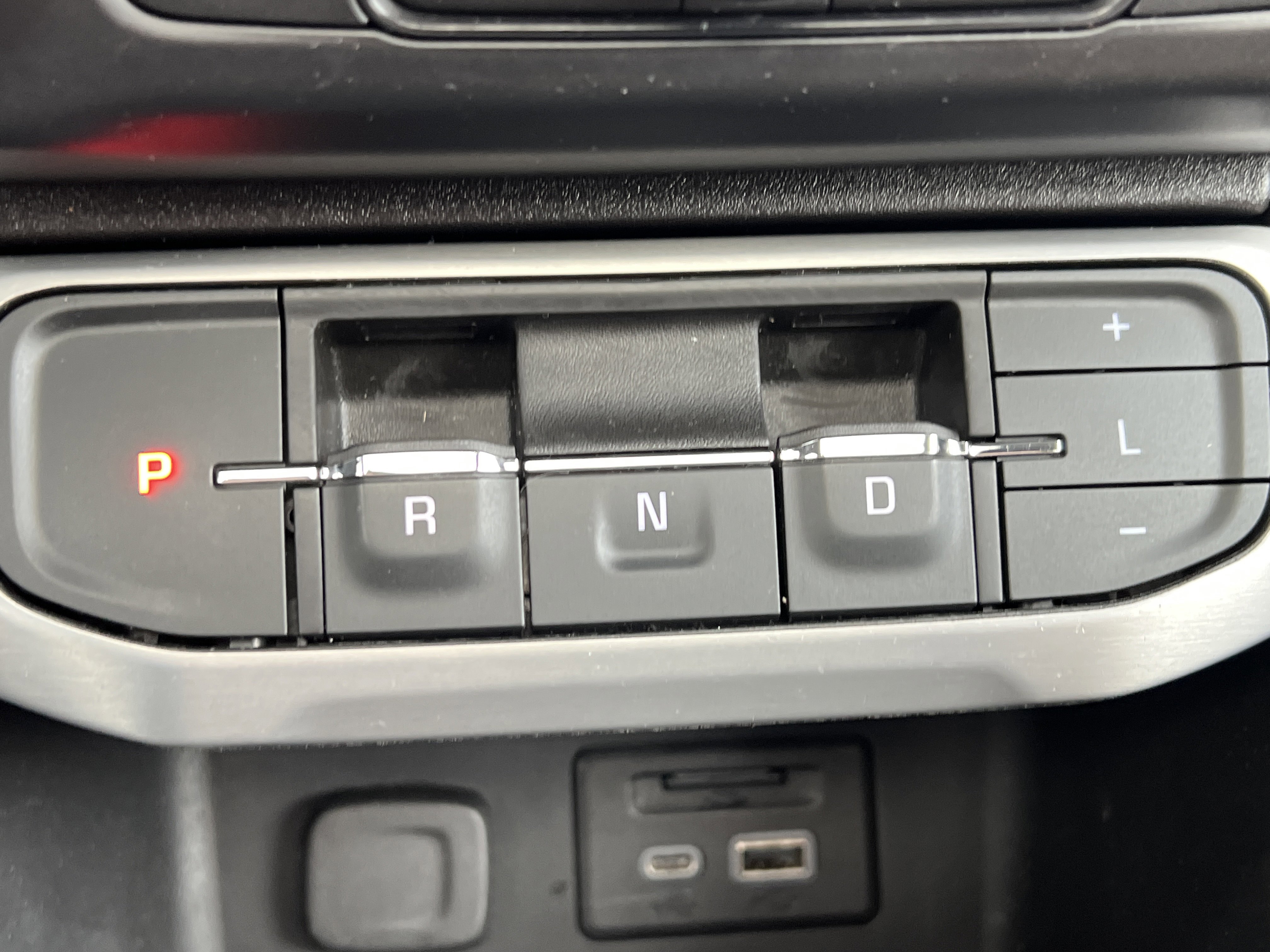 Certified 2023 GMC Acadia SLT w/ Elevation Edition image 26