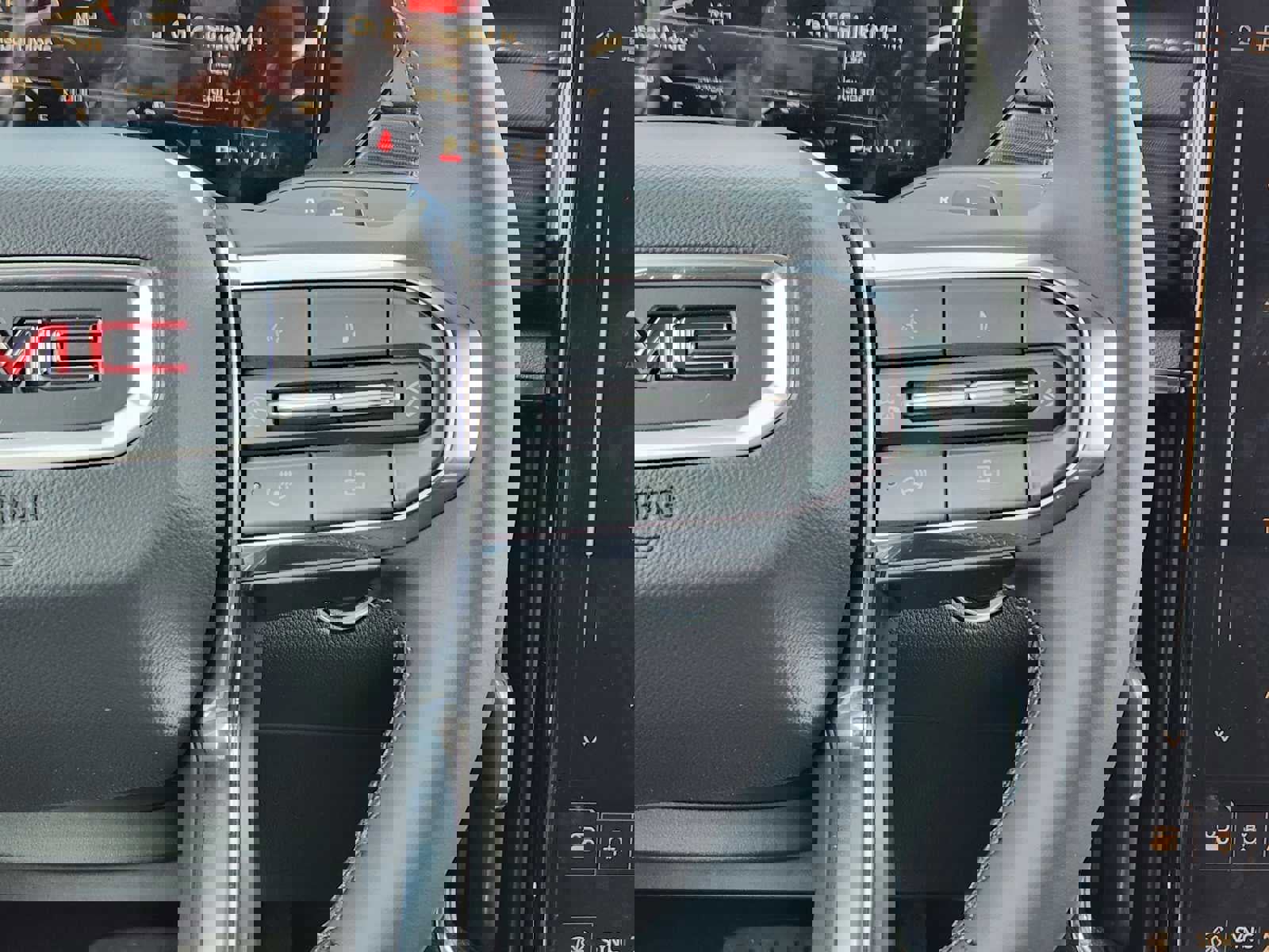 New 2025 GMC Acadia Elevation image 15