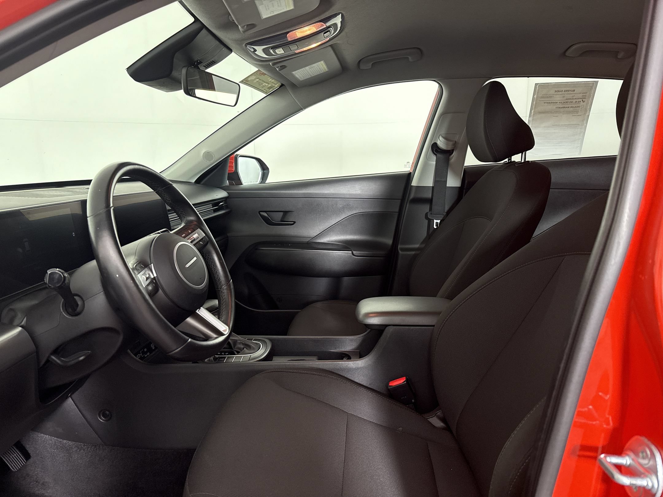 Used 2025 Hyundai Kona SEL AWD/4WD image 23
