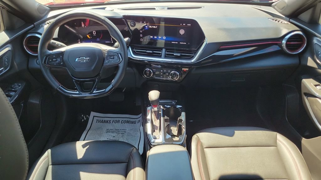 Used 2025 Chevrolet Trax RS w/ Driver Confidence Package image 14