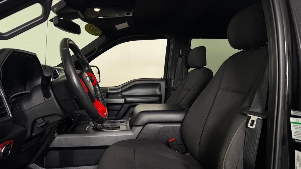 Used 2019 Ford F150 XLT w/ Equipment Group 302A Luxury AWD/4WD image 12