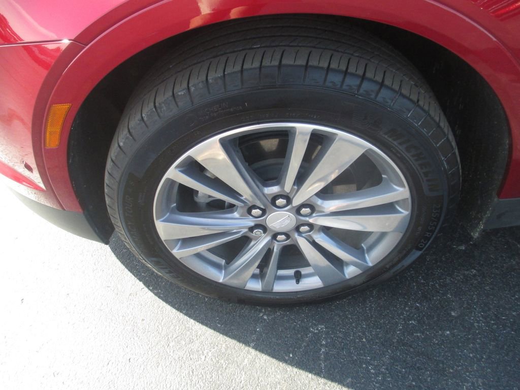 Used 2024 Cadillac XT5 Premium Luxury w/ Technology Package FWD image 15