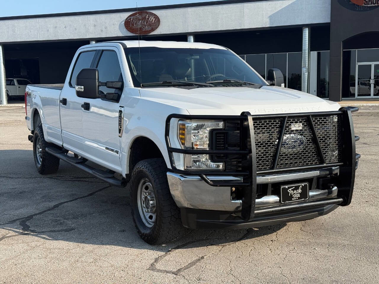 Used 2019 Ford F250 XL w/ Power Equipment Group image 3