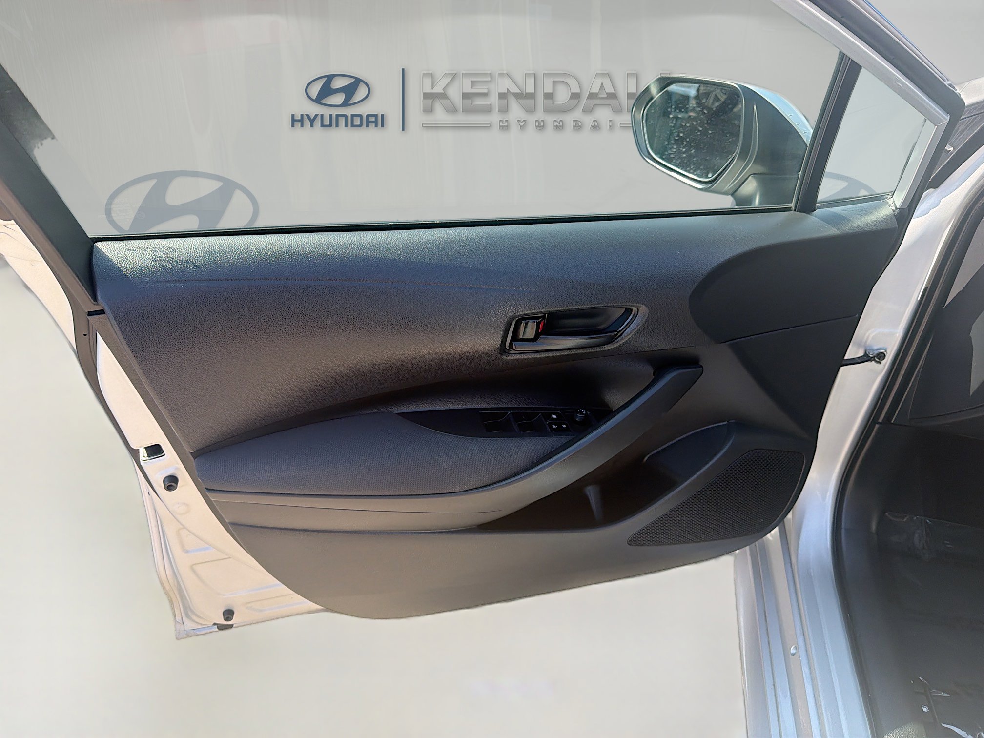 Used 2023 Toyota Corolla LE FWD image 17