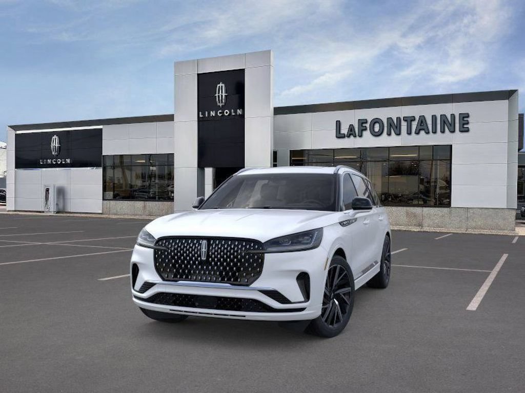 New 2025 Lincoln Aviator Black Label AWD/4WD image 2