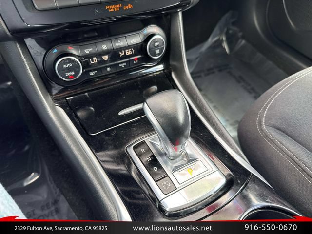 Used 2019 INFINITI QX30 FWD image 19