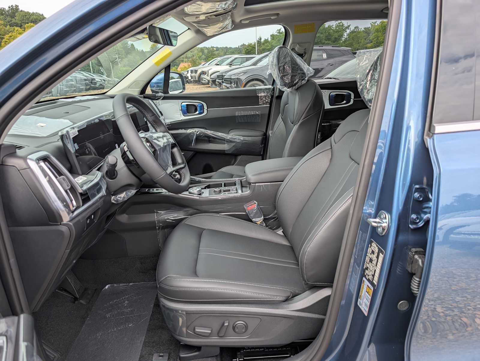 New 2026 Kia Sorento EX AWD/4WD image 4