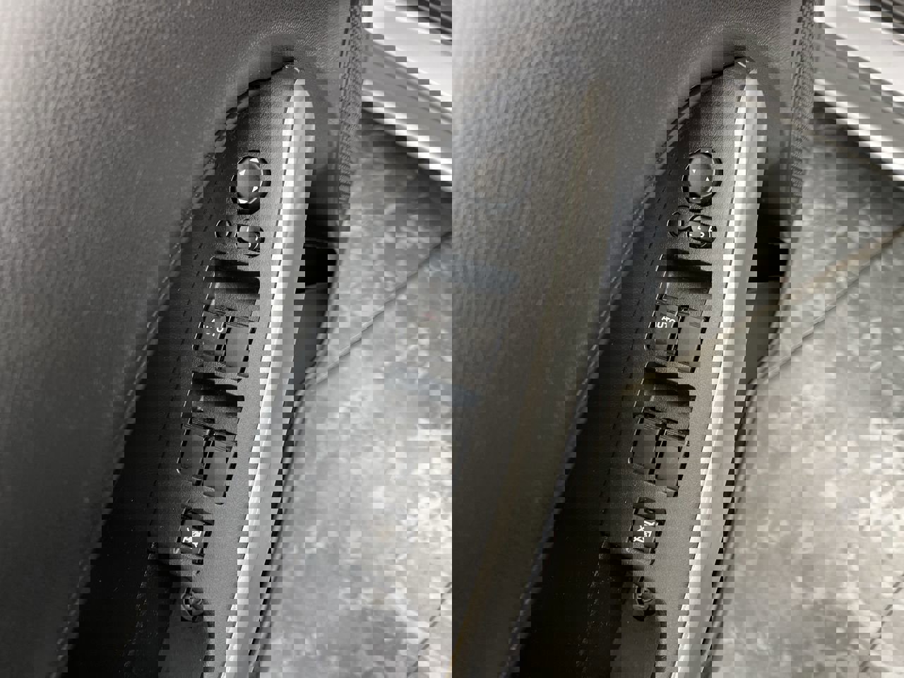 Used 2012 MAZDA MAZDA2 Sport image 7