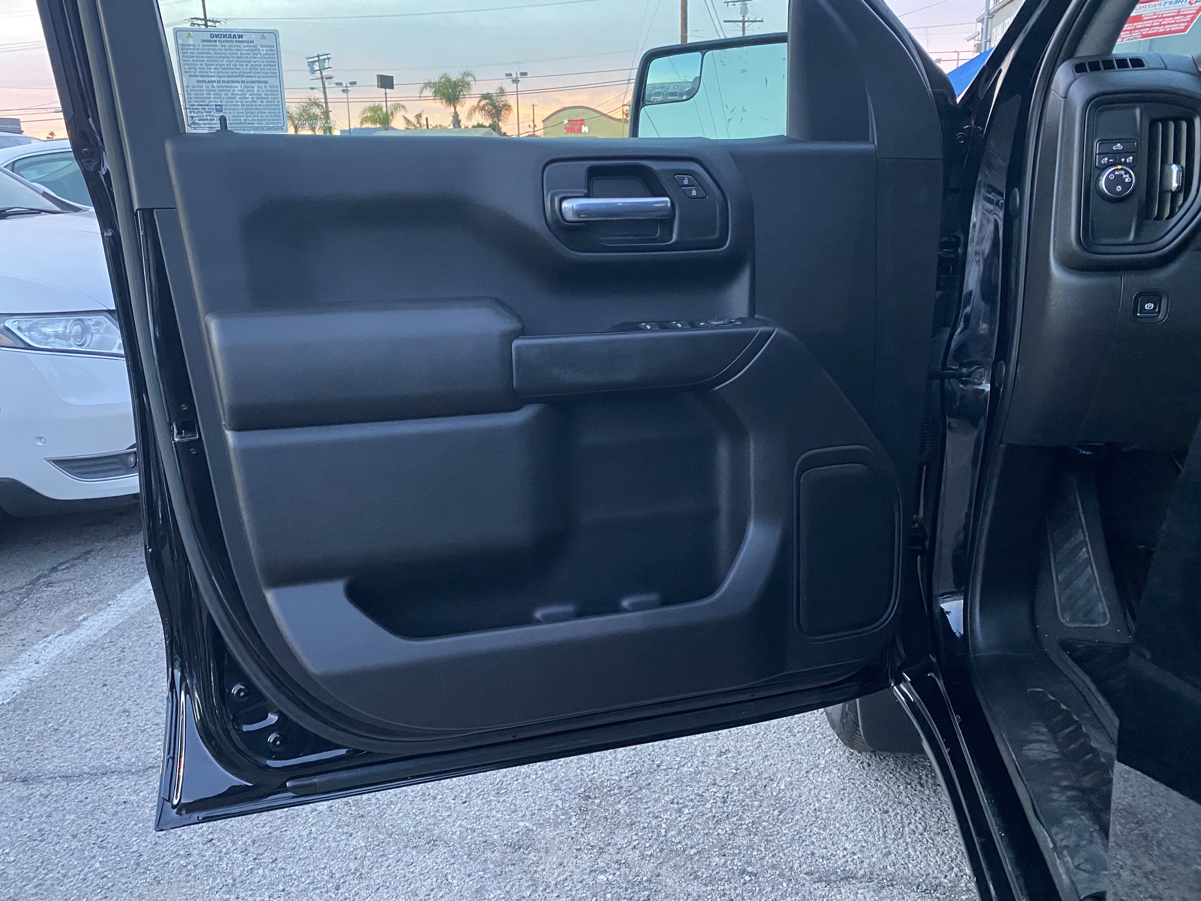 Used 2022 Chevrolet Silverado 1500 Custom image 14