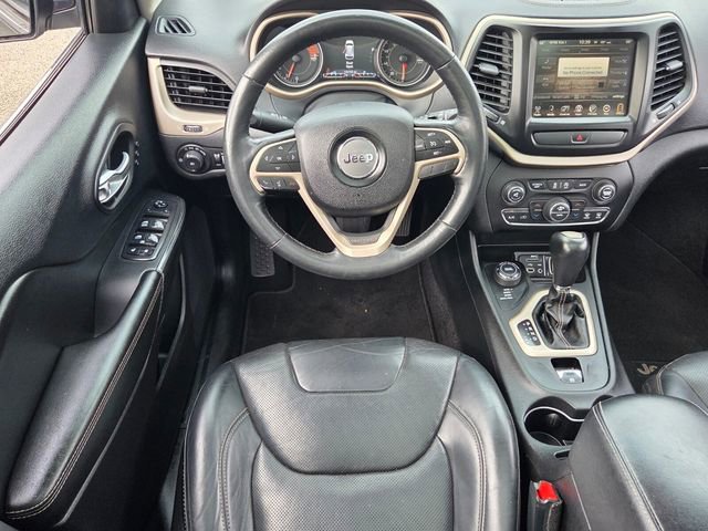 Used 2016 Jeep Cherokee Limited w/ Luxury Group image 11